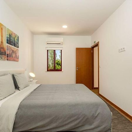 Eiffel Porto Apartment ภายนอก รูปภาพ